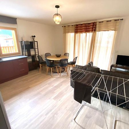Apartment For 4 To 6 People With A 60M Terrace Saint-Jean-de-Maurienne Zewnętrze zdjęcie